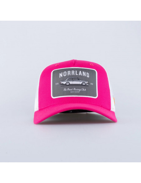 RACING TRUCKER KEPS HOOKED