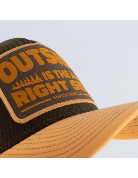 Right Side Hooked Trucker Keps